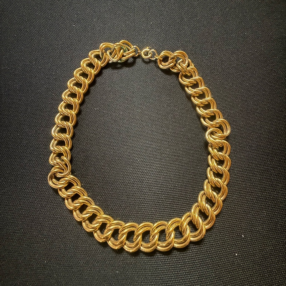 Elegant Gold Chain Necklace